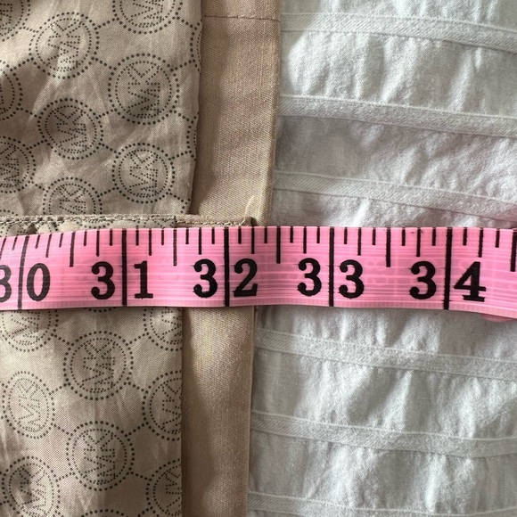 Women’s short trench coat - Picture 5 of 6